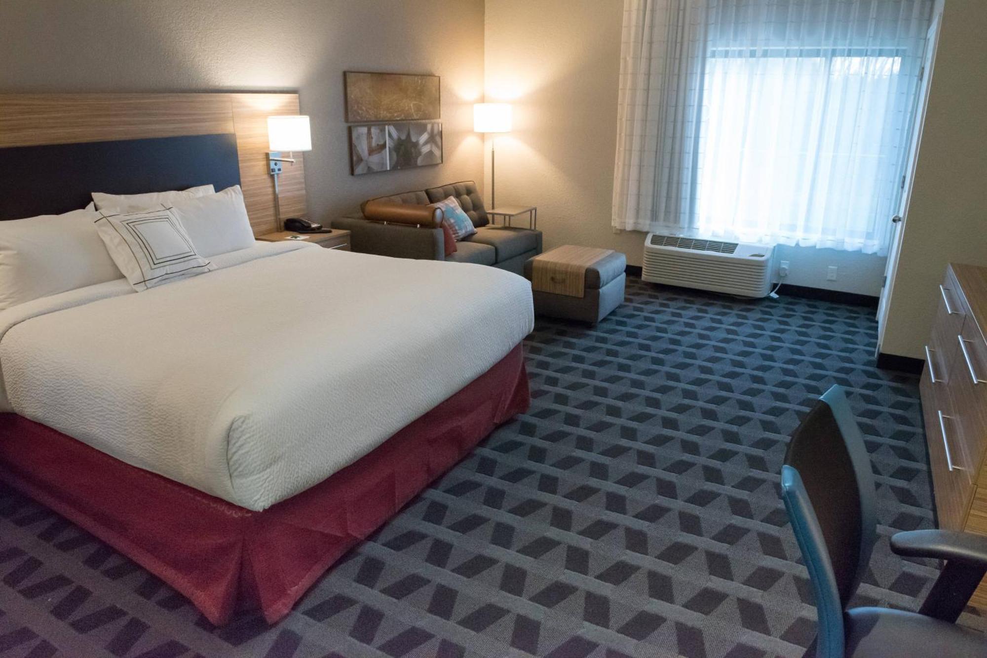 Towneplace Suites By Marriott Battle Creek Exterior photo